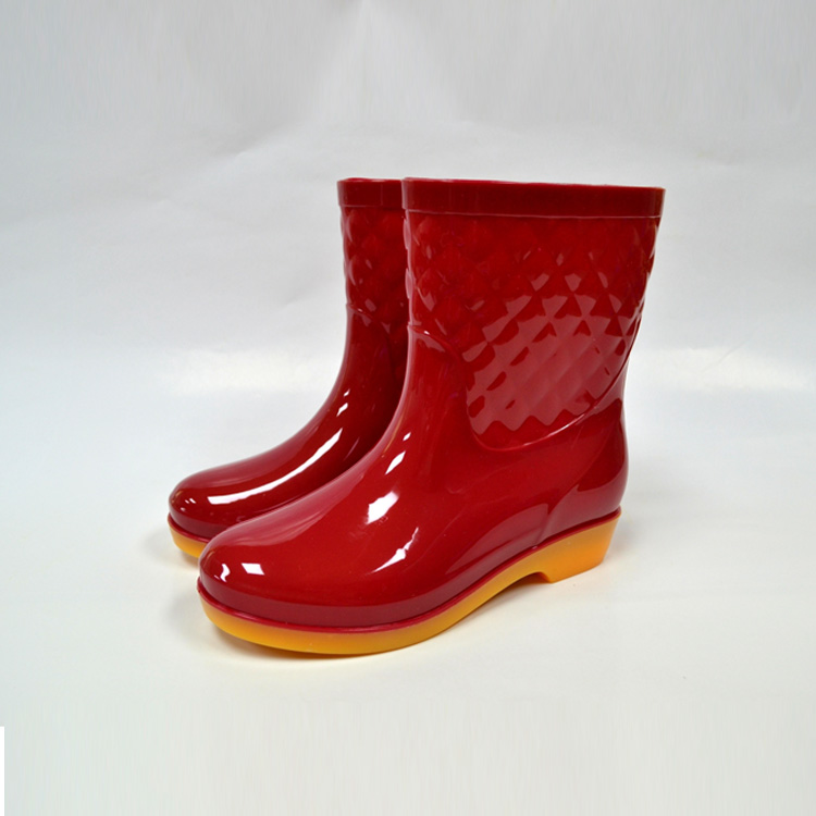 NEW STYLE PVC LADY GUMBOOTS WATERPROOF HALF HIGH BRIGHT COLORFUL GUMBOOTS COMFORT FOR WOMEN
