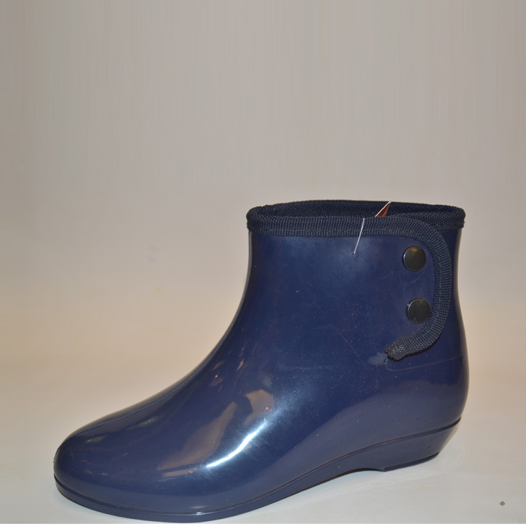 WHOLESALE PORTABLE PVC RAIN BOOT WATERPROOF GUMBOOTS RECYCLED FOR LADIES