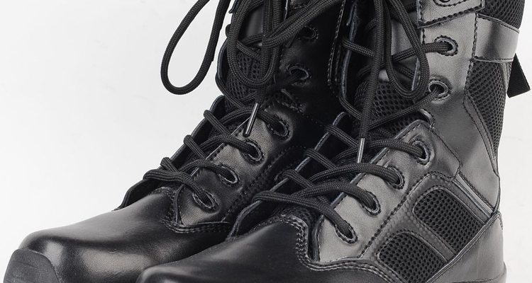 MILITARY BOOTS